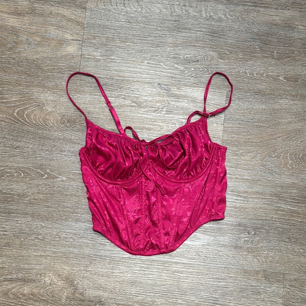 Elegant Women's Lace Bralette in Red